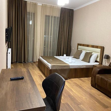 Hotel Absolut Batumi Bagian luar foto