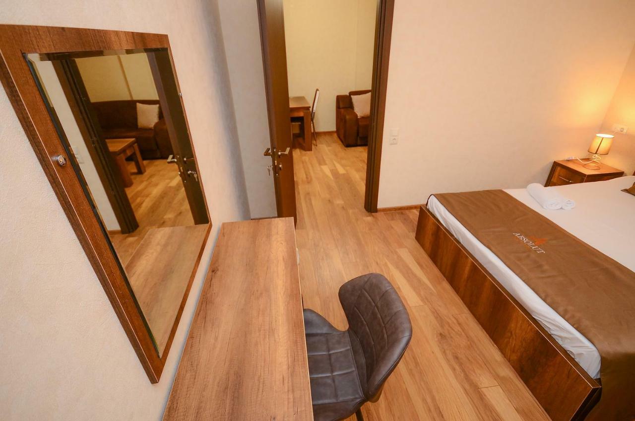 Hotel Absolut Batumi Bagian luar foto
