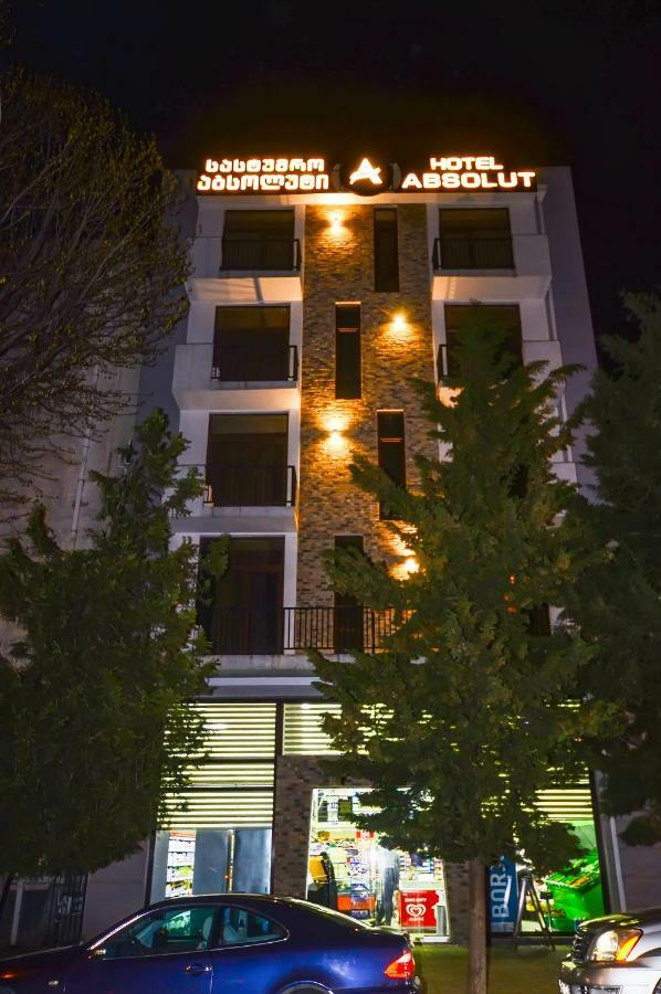 Hotel Absolut Batumi Bagian luar foto