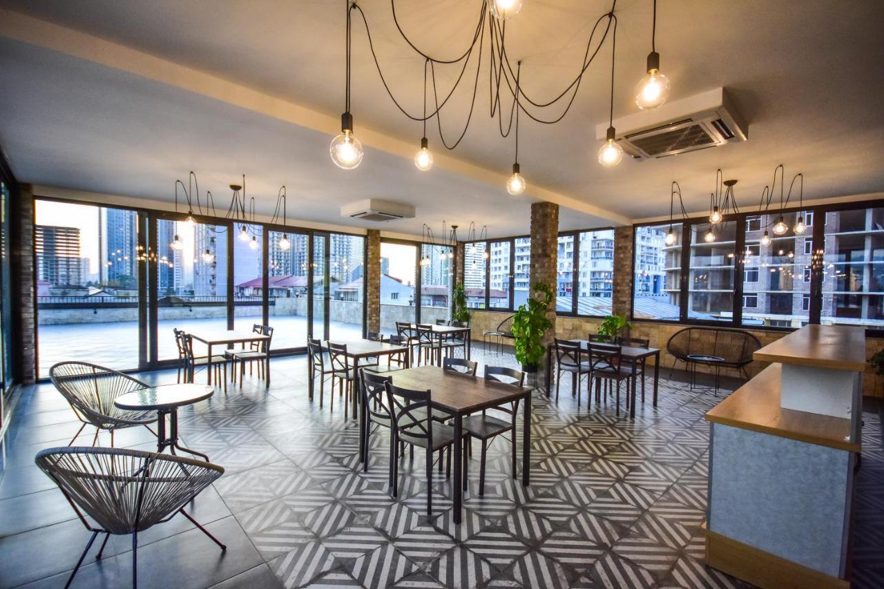 Hotel Absolut Batumi Bagian luar foto